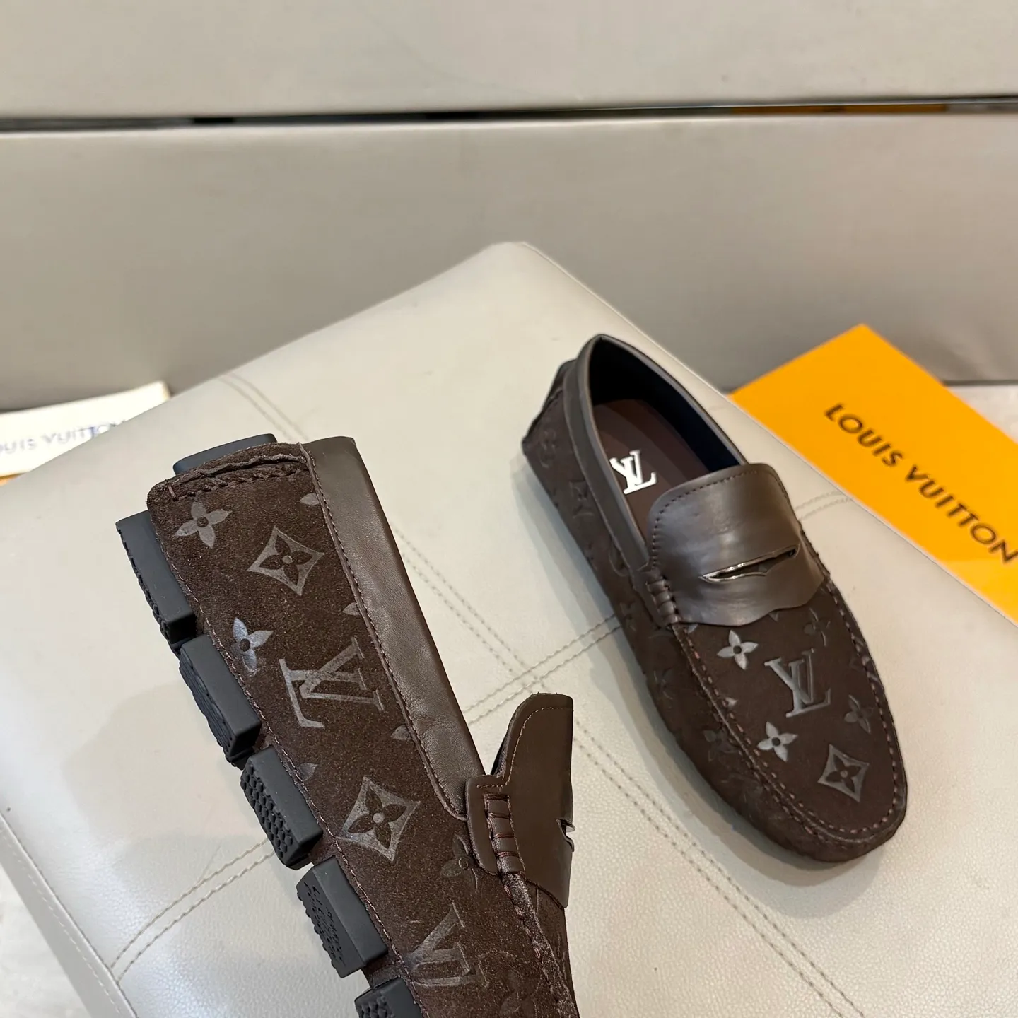 Factory price: 460💰LV men's beanie shoes 2025 official website synchronization <market top version> imported nubuck leather/embossed ➕ black cowhide original packaging. Size 38-45